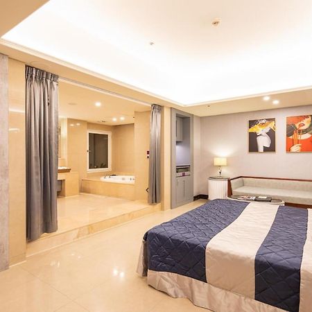 טאיפיי Discovery Motel - Nangang מראה חיצוני תמונה