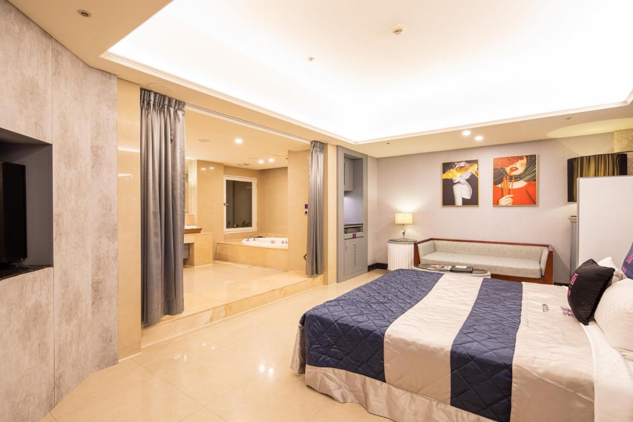 טאיפיי Discovery Motel - Nangang מראה חיצוני תמונה